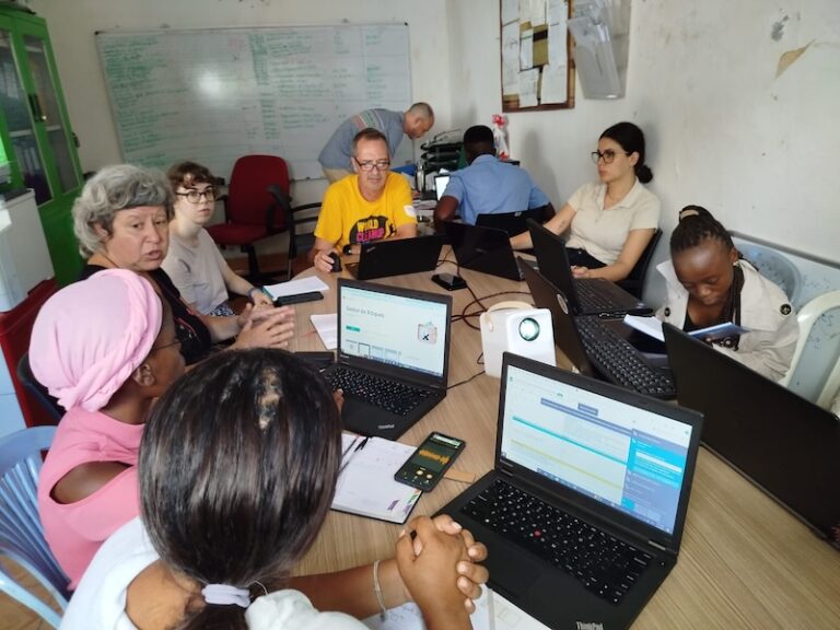 amor-recycling-association-mozambique-116